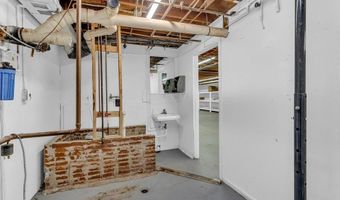 1410 N Eaton St, Albion, MI 49224