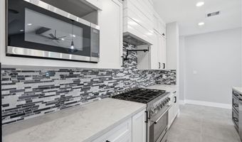 741 S 10th St, Aransas Pass, TX 78336
