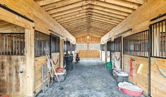95 Center Bay Rd, Alburgh, VT 05440