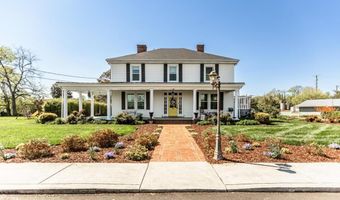 151 Burke St, Appomattox, VA 24522