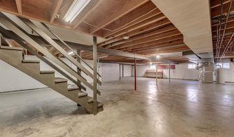 713 Barham Down Dr, Ballwin, MO 63011
