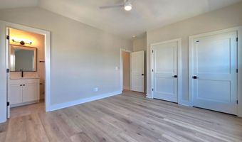 41 E REED Ave, Alexandria, VA 22305