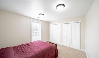 5930 E Pheasant Dr, Ammon, ID 83401
