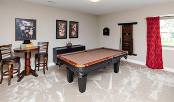 312 NE Pinehurst Cir, Ankeny, IA 50021