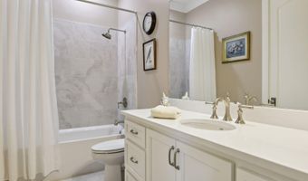 316 Leonhard Ave, Bay St. Louis, MS 39520