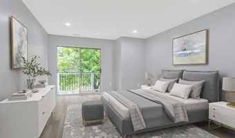 44152 NATALIE Ter 201, Ashburn, VA 20147