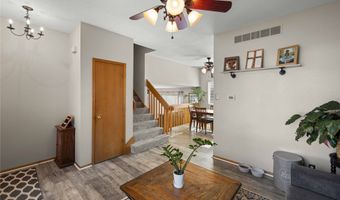 1215 7th Ave SE, Altoona, IA 50009