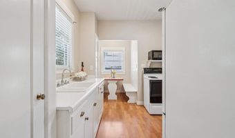1915 Alameda Ave, Alameda, CA 94501