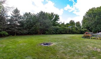 W2567 RIDGEBROOK Court, Appleton, WI 54915