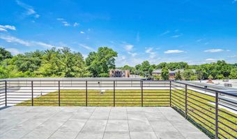 228 GLEBE Rd W 301, Alexandria, VA 22305