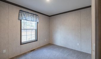 5 Braman St, Auburn, ME 04210