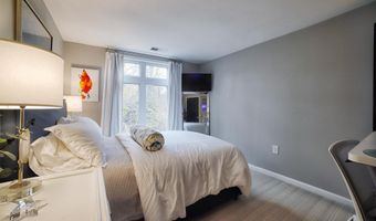 1138 LAKE HERON Dr 2A, Annapolis, MD 21403