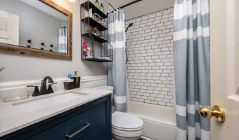 7403 OLD CHAPEL Dr, Bowie, MD 20715