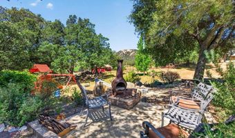 24185 Wildwood Glen Ln, Alpine, CA 91901