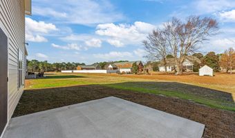 847 Mulligan Dr, Ayden, NC 28513