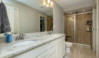 2909 SW Country Ln, Ankeny, IA 50023