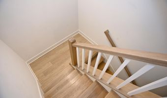 5 W Golfwood Rd, Beverly Shores, IN 46301