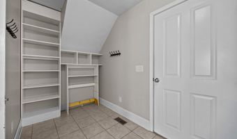 123 Lightwater Dr, Aberdeen, NC 28315