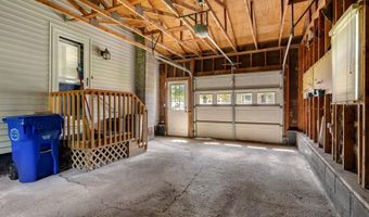 160 Gazo Ave, Burlington, VT 05408