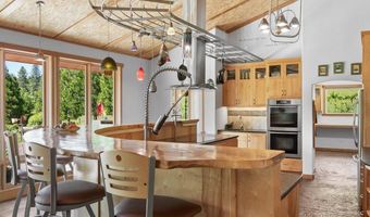 1106 Upper Cow Creek Rd, Azalea, OR 97410