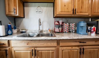 875 Hammond St, Bangor, ME 04401