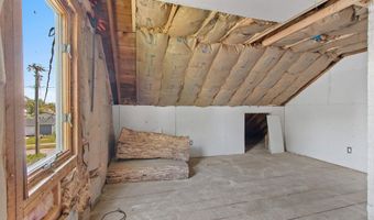 1317 DIVISION St, Algoma, WI 54201