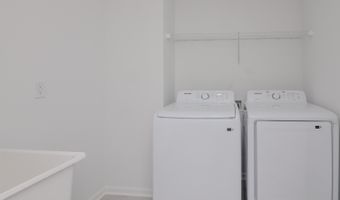 5559 E Spaniel Dr, Ann Arbor, MI 48108