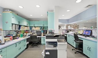 970 Hope St, Bristol, RI 02809