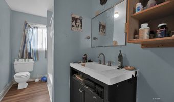 253 W Union St, Athens, OH 45701