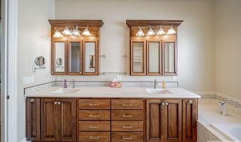 899 N Von Elm Dr, Blackfoot, ID 83221