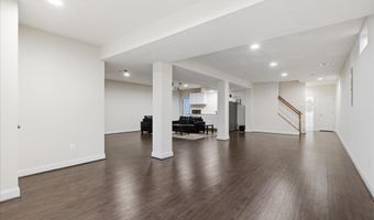 22908 N BROWN Sq, Ashburn, VA 20148