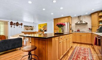 2921 N Arran Ct, Boise, ID 83702