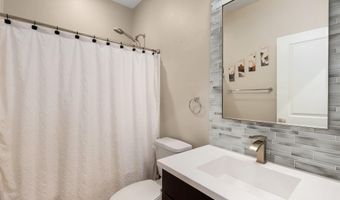 777 Trunorth Cir, Escondido, CA 92026