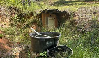 2825 Harrell Hill Rd, Bakersville, NC 28705
