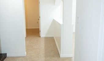 95 Elwyn St, Cranston, RI 02920