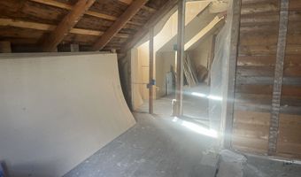 22 Church St, Burke, VT 05871