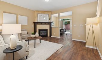 12805 SW NIGHT HERON Ln 102, Beaverton, OR 97007