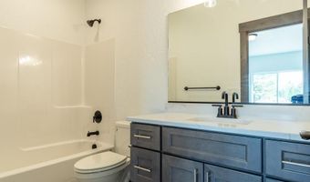 7628 E Autry Ln, Athol, ID 83801