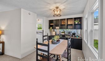 914 32nd St, Allegan, MI 49010
