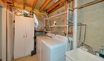 43855 CHLOE Ter, Ashburn, VA 20147