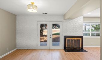 169 Golfview Dr, Advance, NC 27006