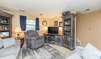 1404 Kendale Dr, Akron, OH 44314