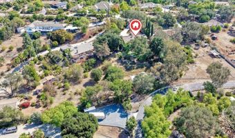 3915 Palomar Dr, Fallbrook, CA 92028