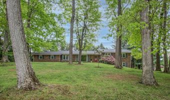 19494 Oakwood Dr, Abingdon, VA 24211