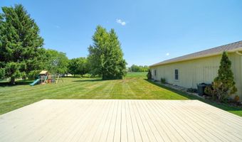 2915 Lee Marie Dr, Adrian, MI 49221