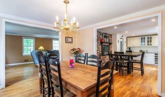 10 Cedar Wax Wing Rd, Allamuchy Twp., NJ 07840