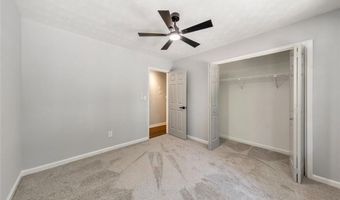 4929 Willow Creek Dr, Woodstock, GA 30188