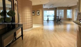 20000 E Country Club Dr 114, Aventura, FL 33180