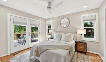 1204 Meadow Ln, Charlotte, NC 28205