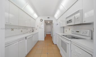 19707 Turnberry Way 6K, Aventura, FL 33180